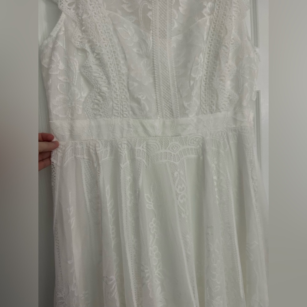 NEW- SHEIN White Lace Wedding/ Rehearsal/ Reception Dress - Picture 4 of 16